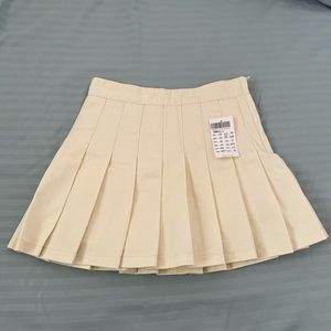 Brandy Melville Dana Skirt NWT